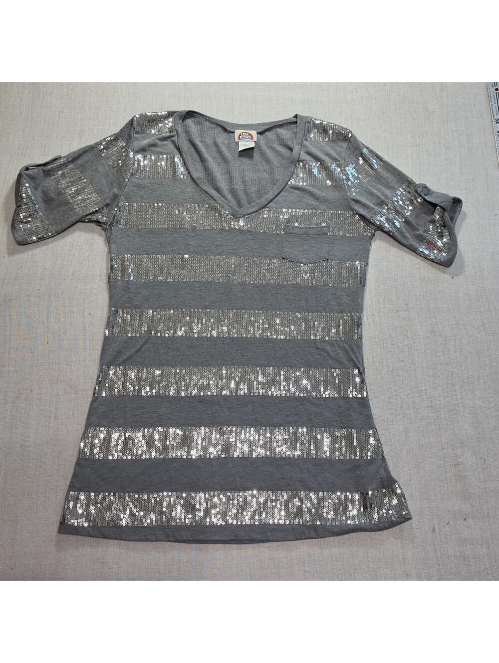 Love Rocks Sequin Stripe Top Womens Large Gray V Neck Bling Y2K Vintage